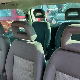 Seat Alhambra, 1.9TDI4X4,KRÁSNÁ,VÝBAVA,1MAJ55 - 5