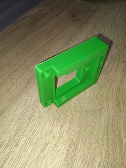 Držák baterií Einhell na zeď - 5