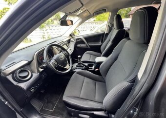 Toyota Rav4 2.0D D4D 4x4 KAMERA TEMPOMAT manuál 91 kw - 5