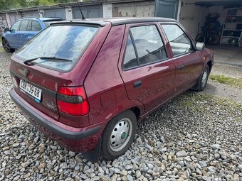 Škoda Felicia, první majitel, garážované - 5