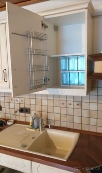 Provance kuchyně zn.Nolte se spotřebiči,4928 - 5