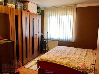 Pronájem, byty/3+kk, 63 m2, nám. V. Řezáče 647/14, 36001 Kar - 5