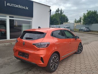 Renault Clio techno TCe 90- předváděci vůz- minimální nájezd - 5
