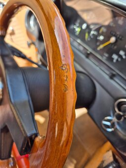 Volant + radicka Mercedes w123 - 5