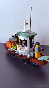LEGO Hidden Side 70419 Stará rybářská bárka - 5