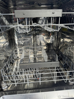 Myčka na nádobí ELECTROLUX ESI 5540 LOX - 5