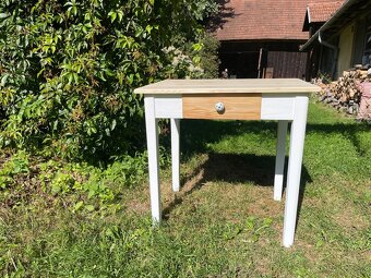 Stůl s šuplíkem - 5