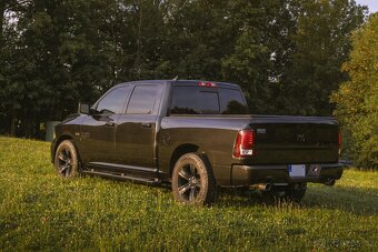 Dodge RAM 1500 Hemi - 5