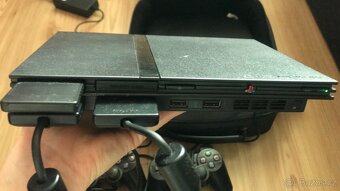 Playstation 2 + 18 her - 5