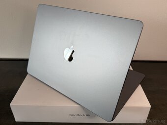 MacBook Air 15' '2023 / M2 / 8GB / 256GB SSD / Space Gray - 5