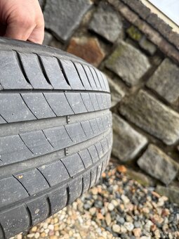 Prodám pneu Michelin Primacy 3 205/55r17 - 5