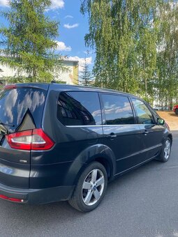 FORD Galaxy Ghia 2.0 TDCi 103kW - 5