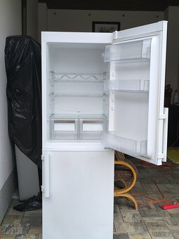 Lednice s mrazákem Electrolux EN3201MOW - 5