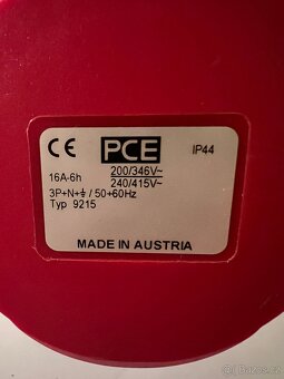 CEE stěnová zásuvka Combo 5-pólová, 16 A, 400 V, IP44 - 5
