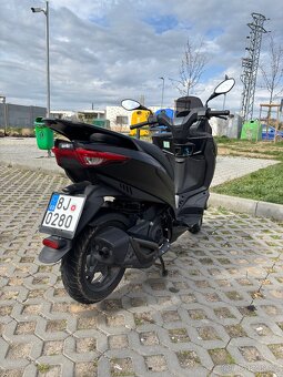 Aprilia sxr 50 - 5