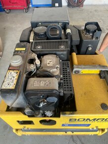 Vibrační válec Bomag BW65 H - 5