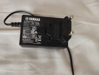 Klávesy Yamaha YPT 240 - 5
