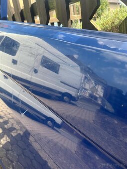 Přední pravé dveře Volkswagenu T5 - 5