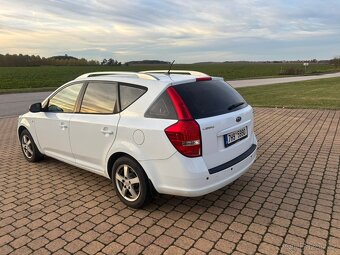 Kia Cee’d 1.6 CRDi 85 kW – 2011 - 5