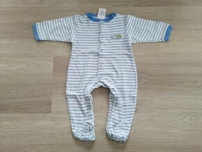 MIX OBLEČENÍ VE VELIKOSTI CCA 74 - 5