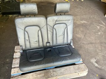 /// Sedačky Audi Q7 S-line kůže 2008 /// - 5