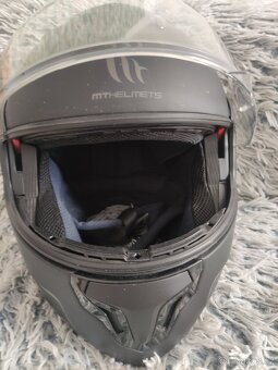 Motorkářská přilba - 5