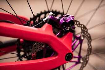 Prodám enduro kolo Evil Wreckoning v top stavu - 5