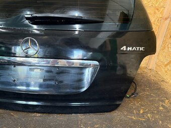 NASTROJENÉ PÁTÉ DVEŘE KUFRU MERCEDES W164 - 5