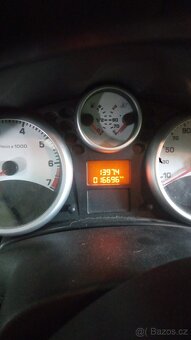Kompletní motor Peugeot 1.4 16v 70kw 17 000km - 5