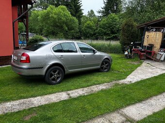 Octavia 2 1.9 tdi 77kw. - 5