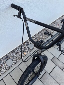 BMX kolo Flybikes Electron 21” RHD Flat Black - 5