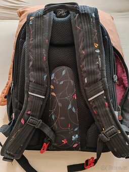 Dívčí školní batoh pro 2st. a střední školu - 5