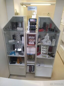 Vybavení na prodejny - 5