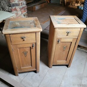 Staré noční stolky - 5
