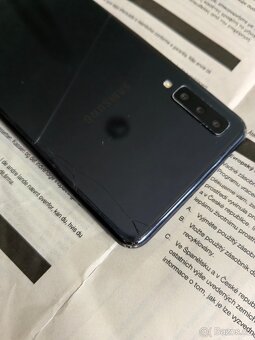 Samsung Galaxy A7 4/64GB Android 10 - 5