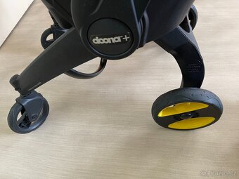 Doona + / autosedačka s intergrovaným podvozkem - SLEVA - 5