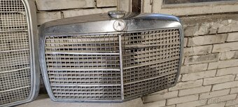 Mercedes-Benz originální masky chladiče + logo na chladič - 5