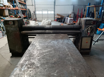Válcovačka 200cm max síla materiálu 12mm - 5