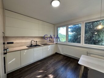 Kyjov - Prodej dvougeneračního RD k dokončení - 306m2 - 5