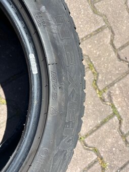 225/50/17 - 5
