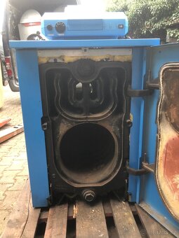 Prodám kotel na olej 35 -42 KW - 5
