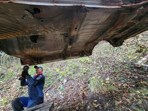 Predám karosériu na Nissan patrol Y61 - 5