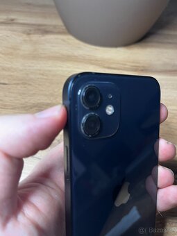 iPhone 12 64GB - v originálním stavu - 5