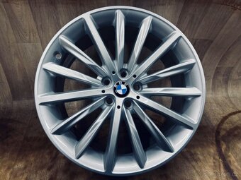 Originál kola BMW 5 G30 R19 dvourozměr style 633 - 5