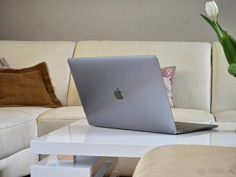 Macbook Pro 15" - 5