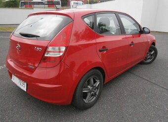 Hyundai i30 1.6 CRDI, r.v. 7/2009, klima, ALU kola, nová STK - 5