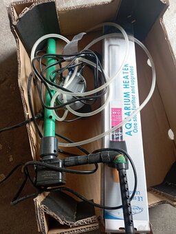 Akvárium cca 500 l + vybavení - 5