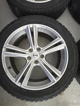 Prodám 4 dilnou sadu kol 18 originál Volvo - 5