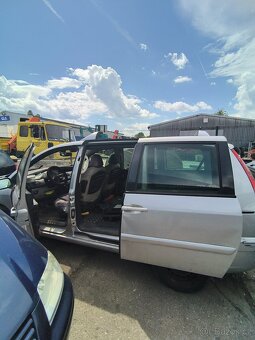 Citroen c8 - 5