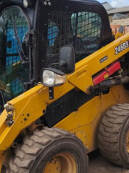 Smykem řízený nakladač CAT 246D3 2020 - 5